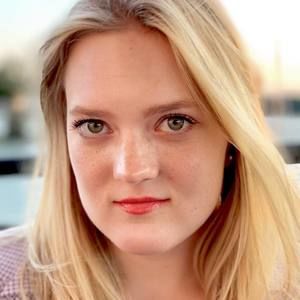 Meet your Posher, Abigail